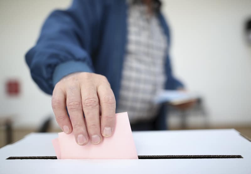 David Pharand, un citoyen engagé de Sainte-Marthe, veut planter un arbre par vote reçu.