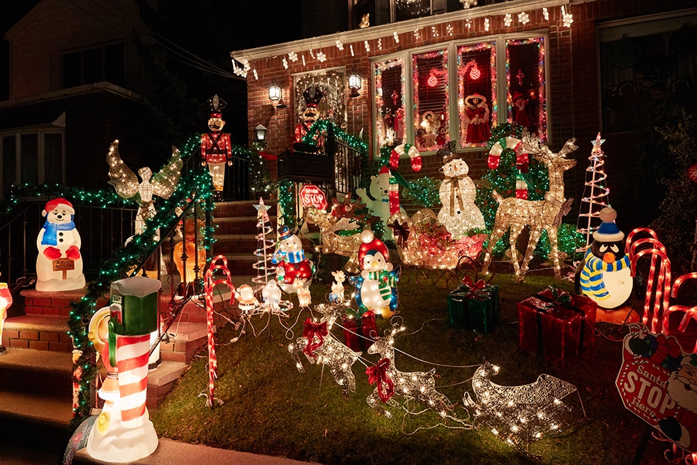 Les décorations de Noël installées plus tôt cette année VIVA MÉDIA