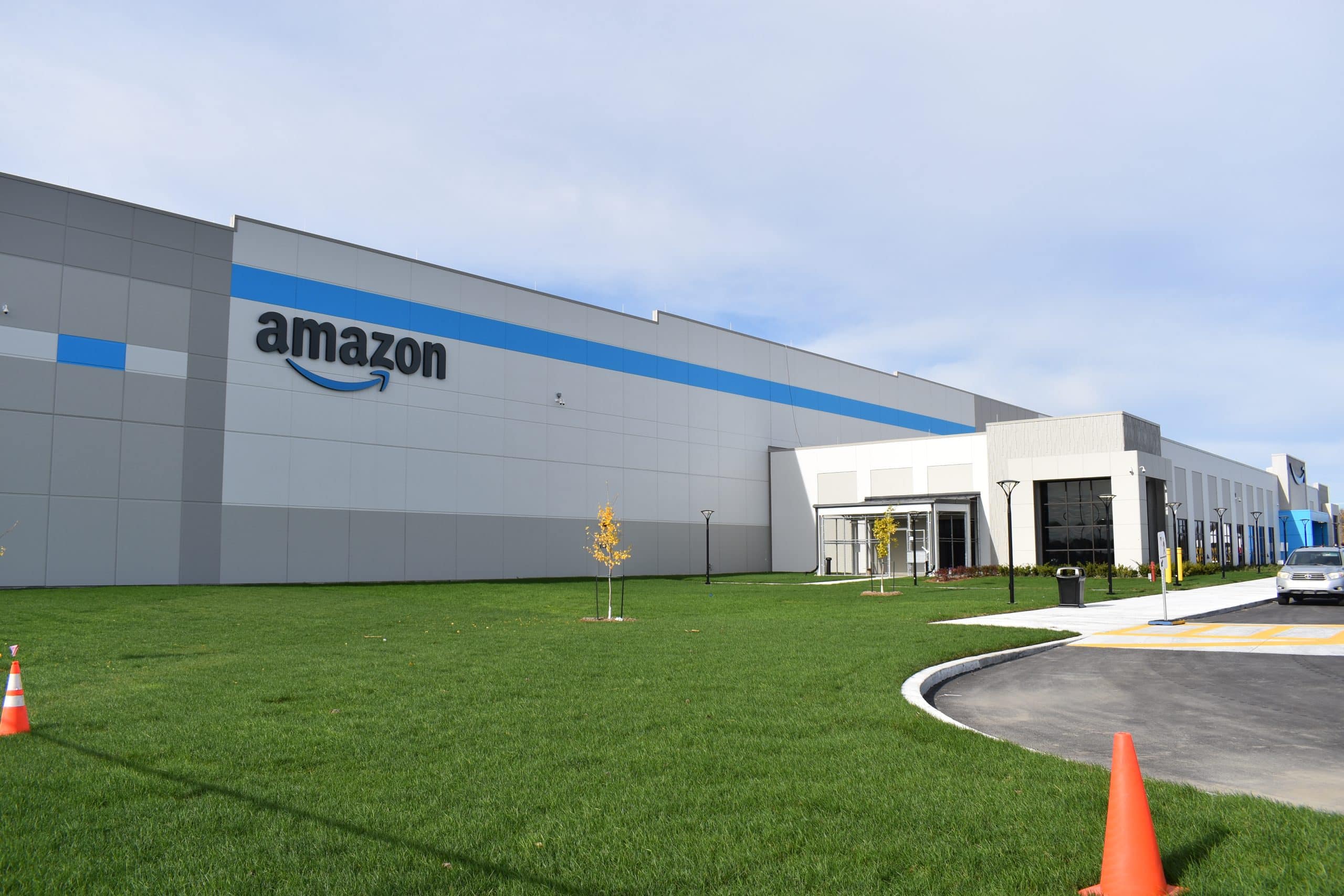 Amazon prend son envol à Coteau-du-Lac : création de 500 emplois