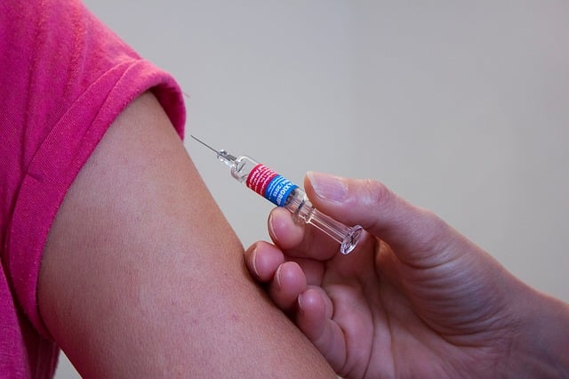Près de 300 personnes vaccinées à une clinique-école au Cégep de Valleyfield